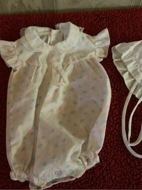 Vintage-Infant Romper with matching Bonnet with Pastel designs
